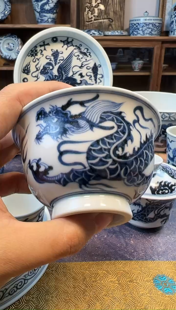 【闪购商品】陶瓷铠甲龙元宝盖碗