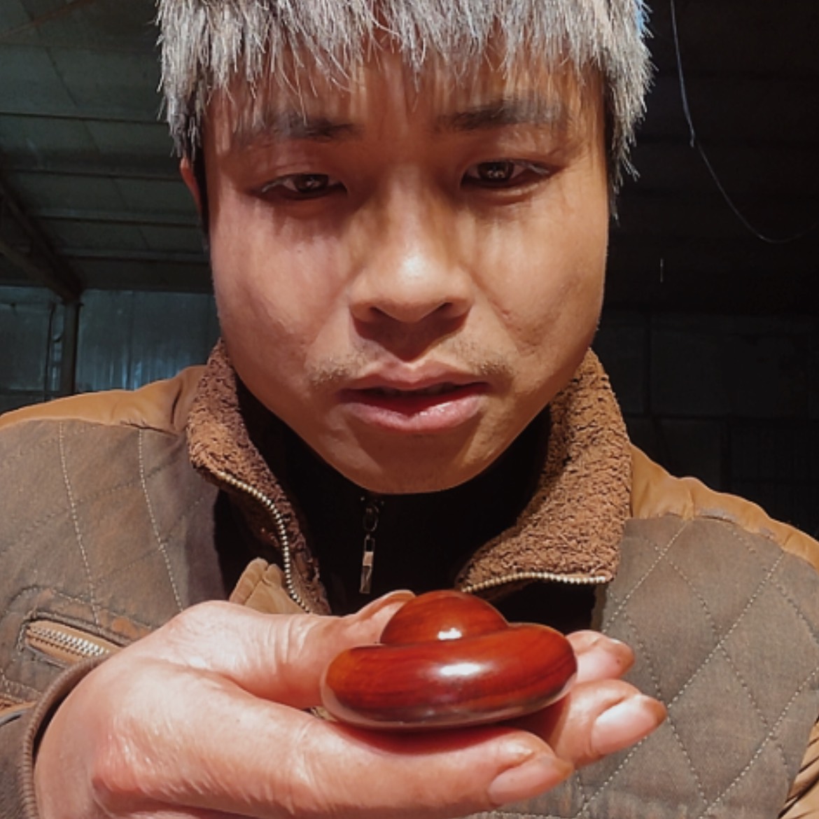 【闪购商品】红贵宝蚂**砖