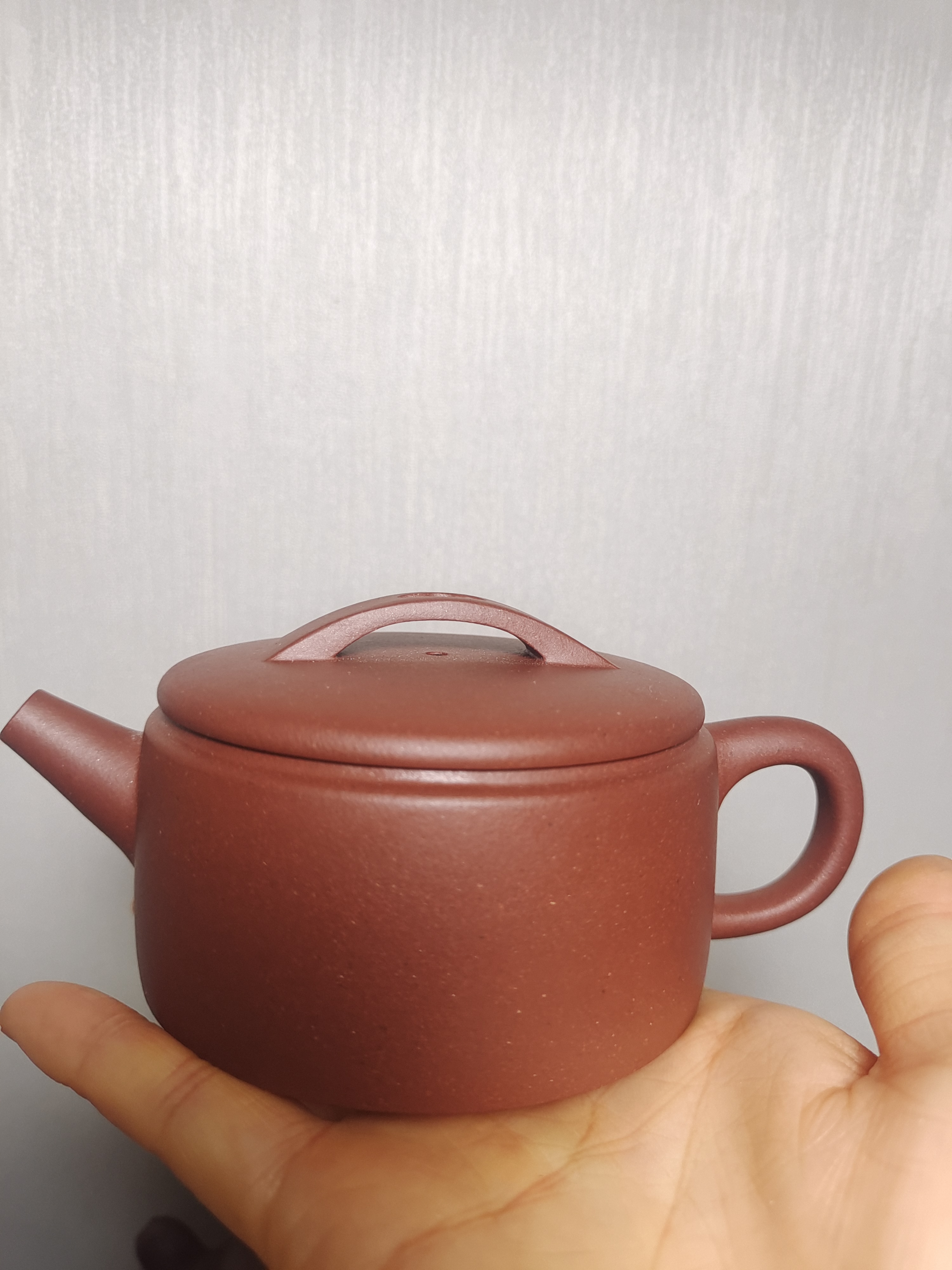 福利款优质紫泥汉瓦紫砂壶，容量180毫升左右