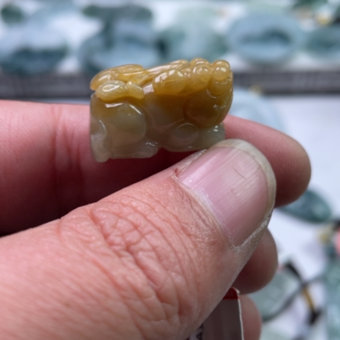 【闪购商品】翡翠颈饰未镶嵌迎****）