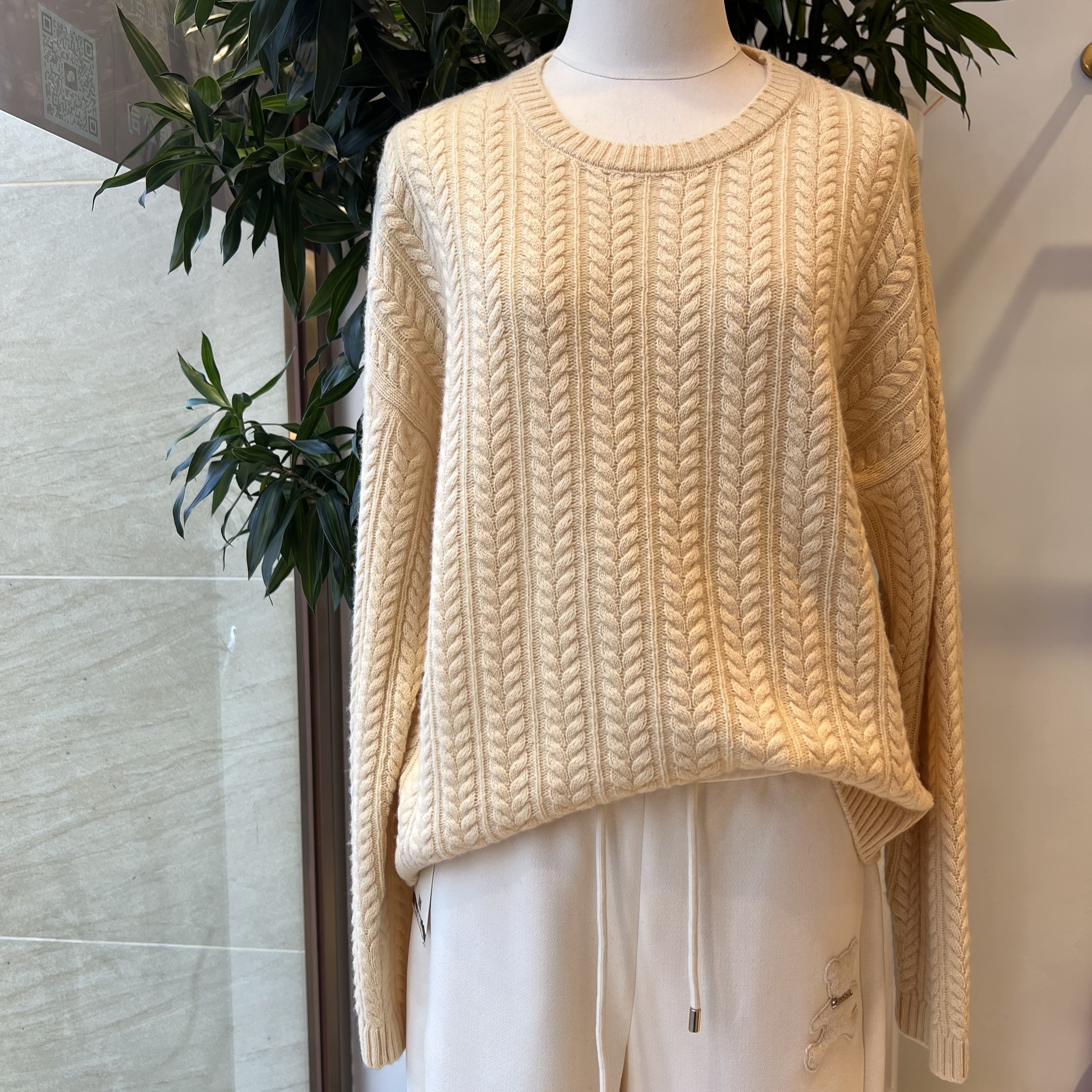 慵懒风麻花辫针织衫宽松圆领套头毛衣