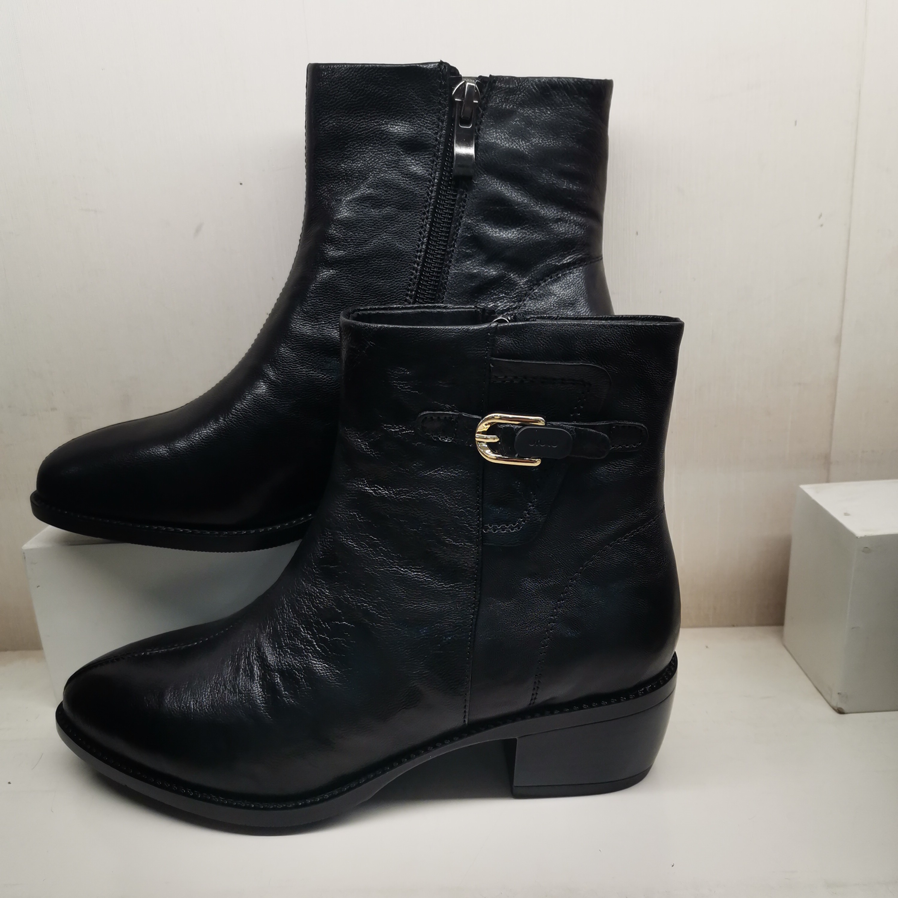 女士短靴双层牛皮