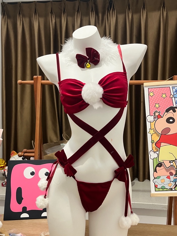 交叉绑带毛茸茸吊带睡衣