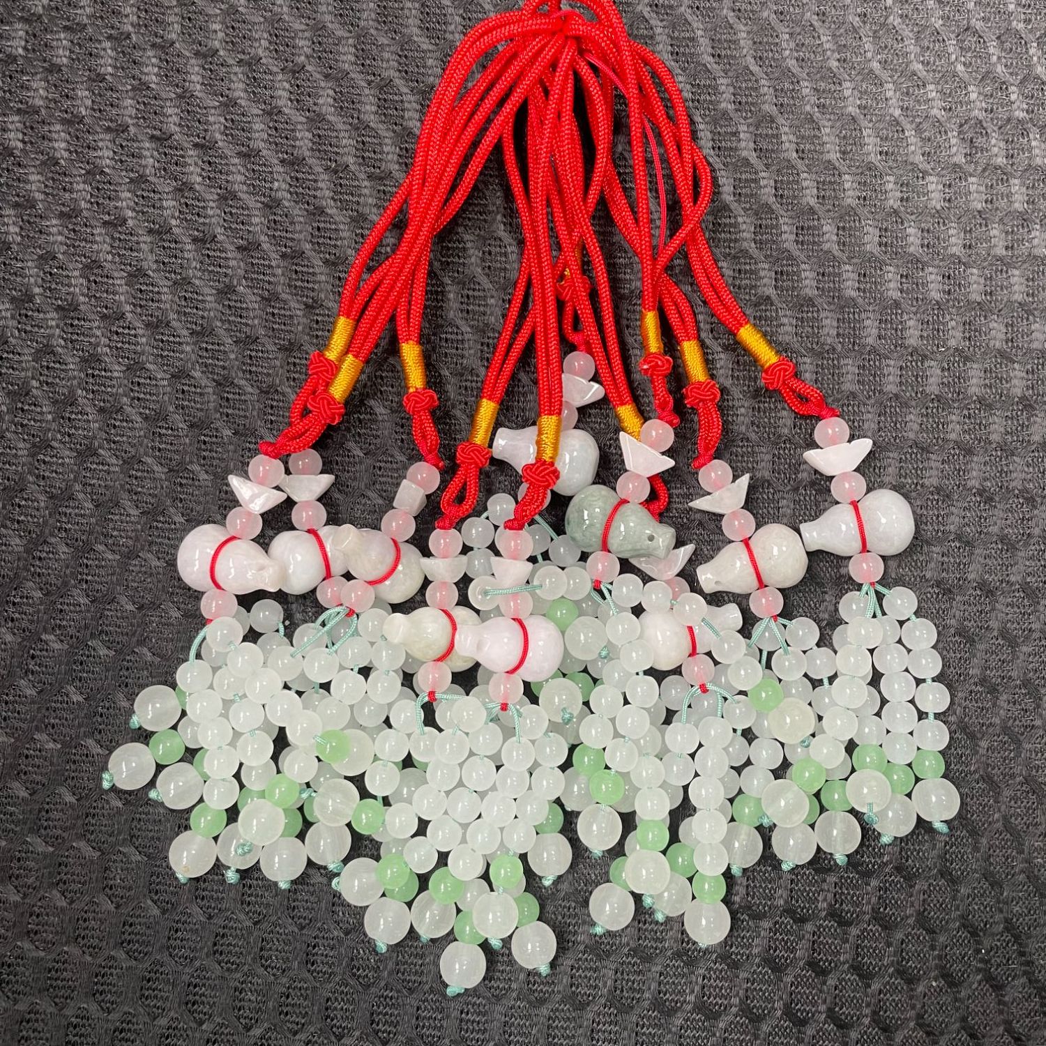 翡翠葫芦元宝车挂（多样性一件发）