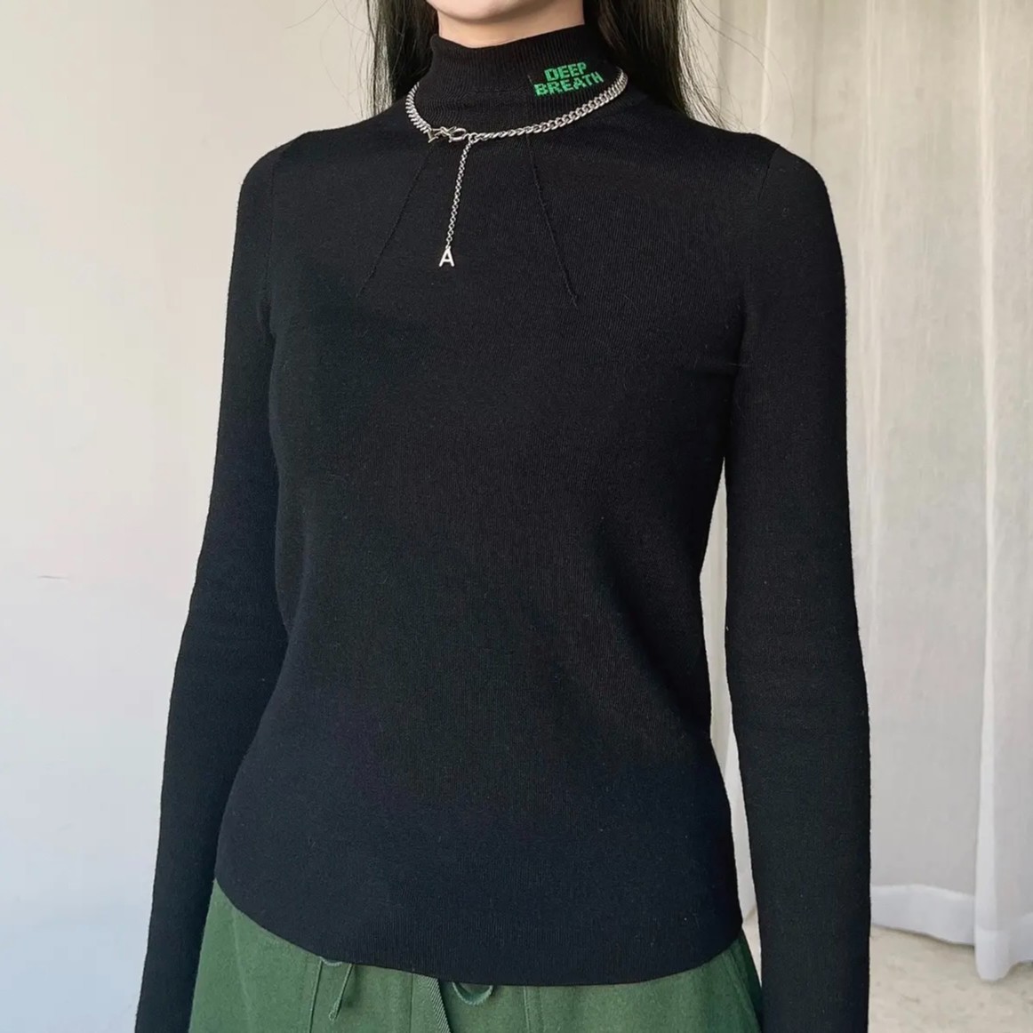 阿玛施 黑色羊毛针织打底衫 5399536百搭修身上衣