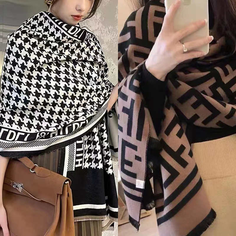 高级感围巾披肩