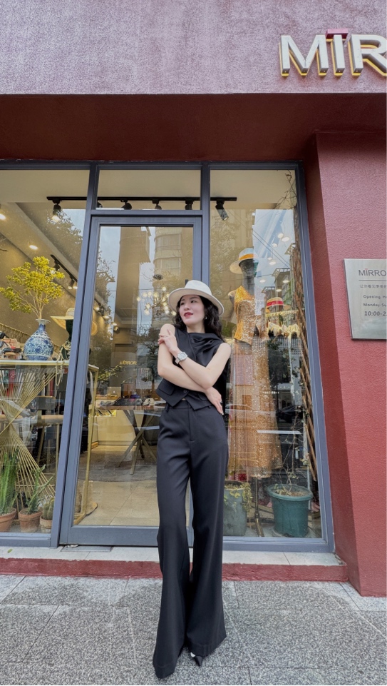 MIRROR （涛姐专属）御姐范儿黑色飘带马甲套装