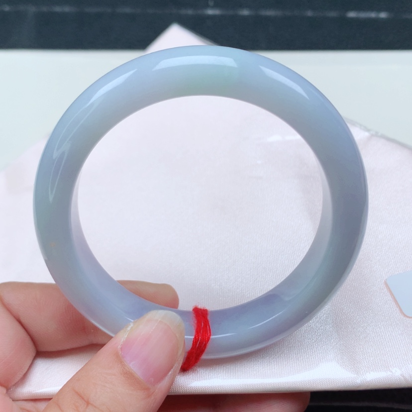 【闪购商品】翡翠手镯未镶嵌释*然