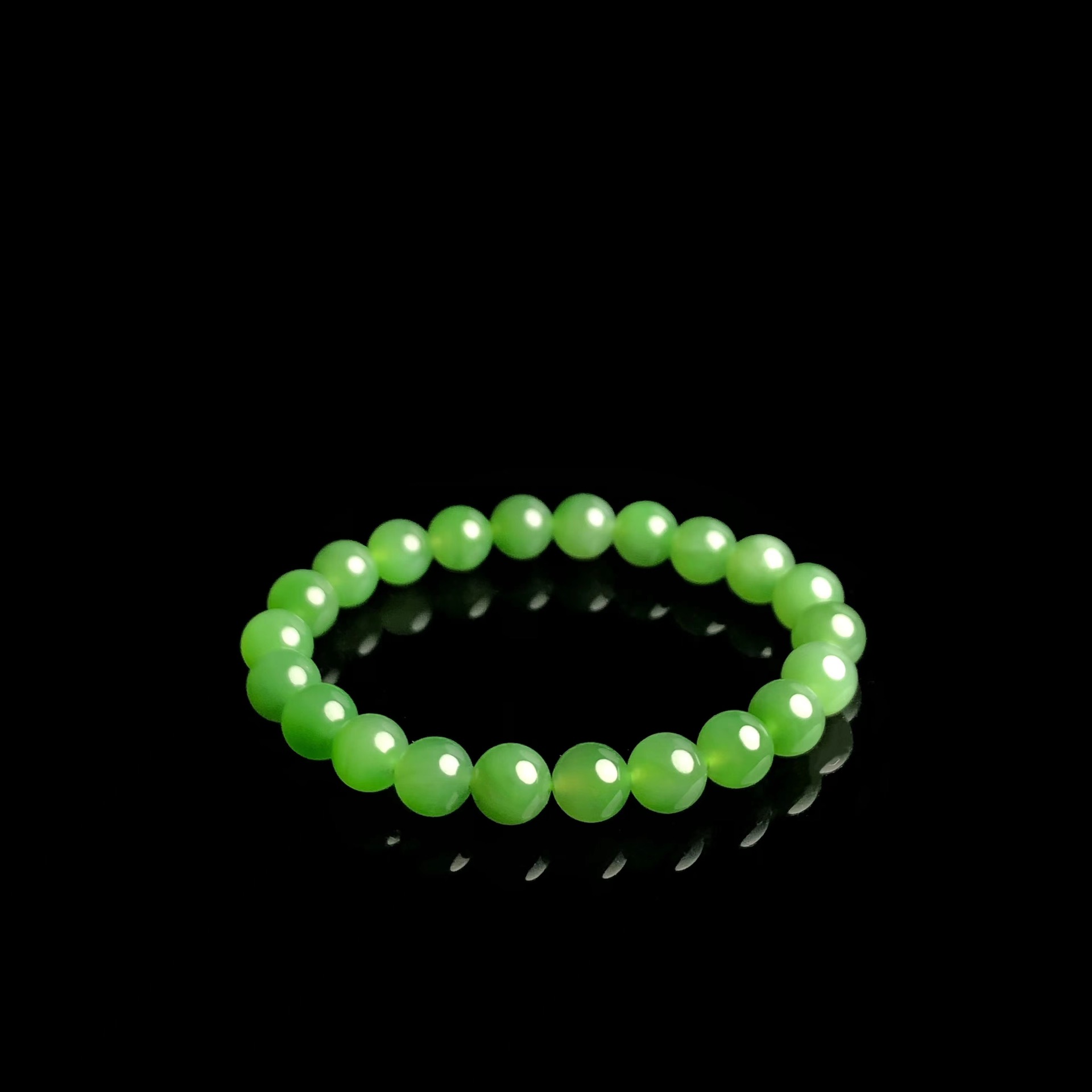 【鸿坤】乌兰海碧玉苹果绿无黑点7-8m单圈手串HTK077多样性发货