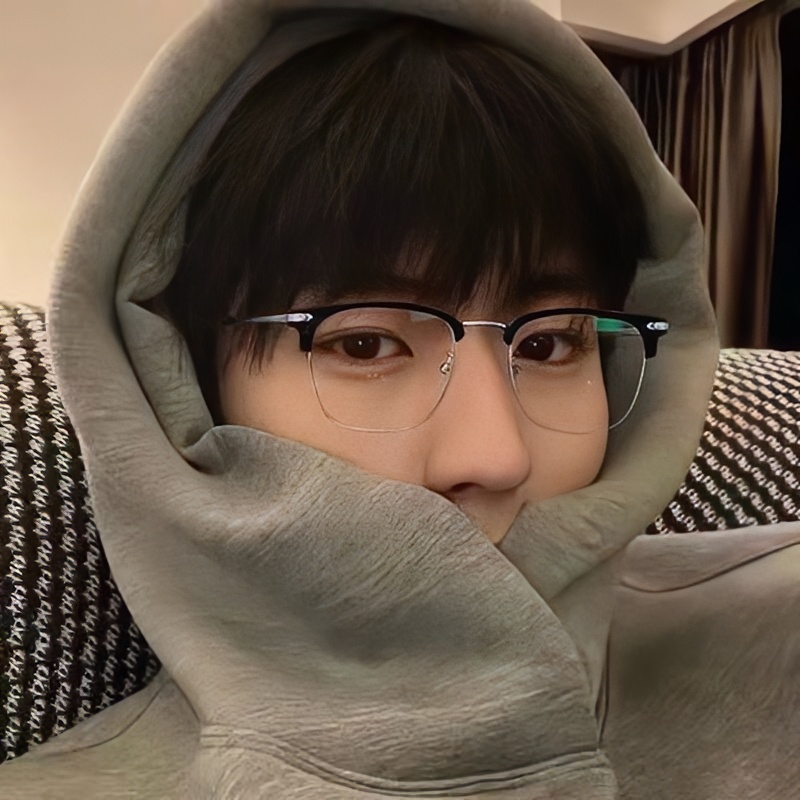 日常通勤半框近视眼镜男高颜值学生防蓝光辐射不挑脸型平光镜架女