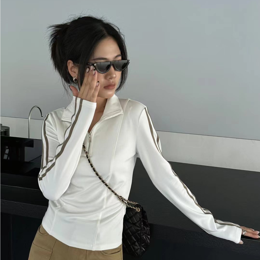 MINCO茗蔻“单纯指南”冬新款半高领拉链打底衫女长袖显瘦时尚上衣