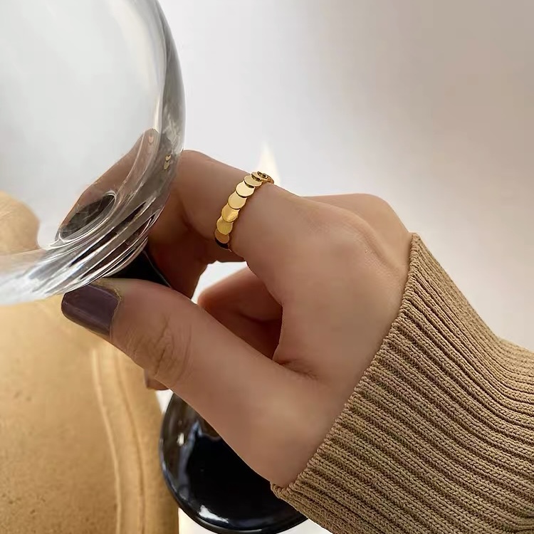 钛钢戒指 不掉色鱼鳞片戒指B107