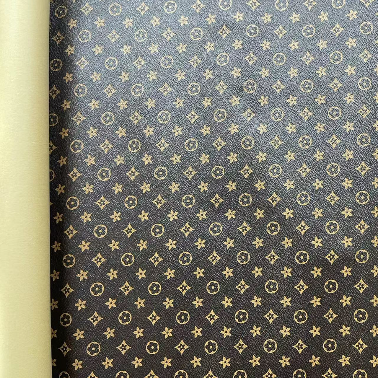【主播宠粉】 自粘皮革小印花 小熊棋盘格  DIY手工辅料