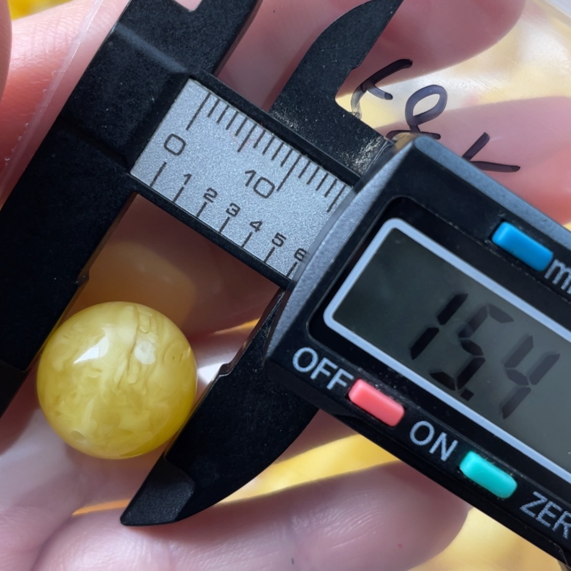 【闪购商品】蜜蜡裸石未镶嵌百***生