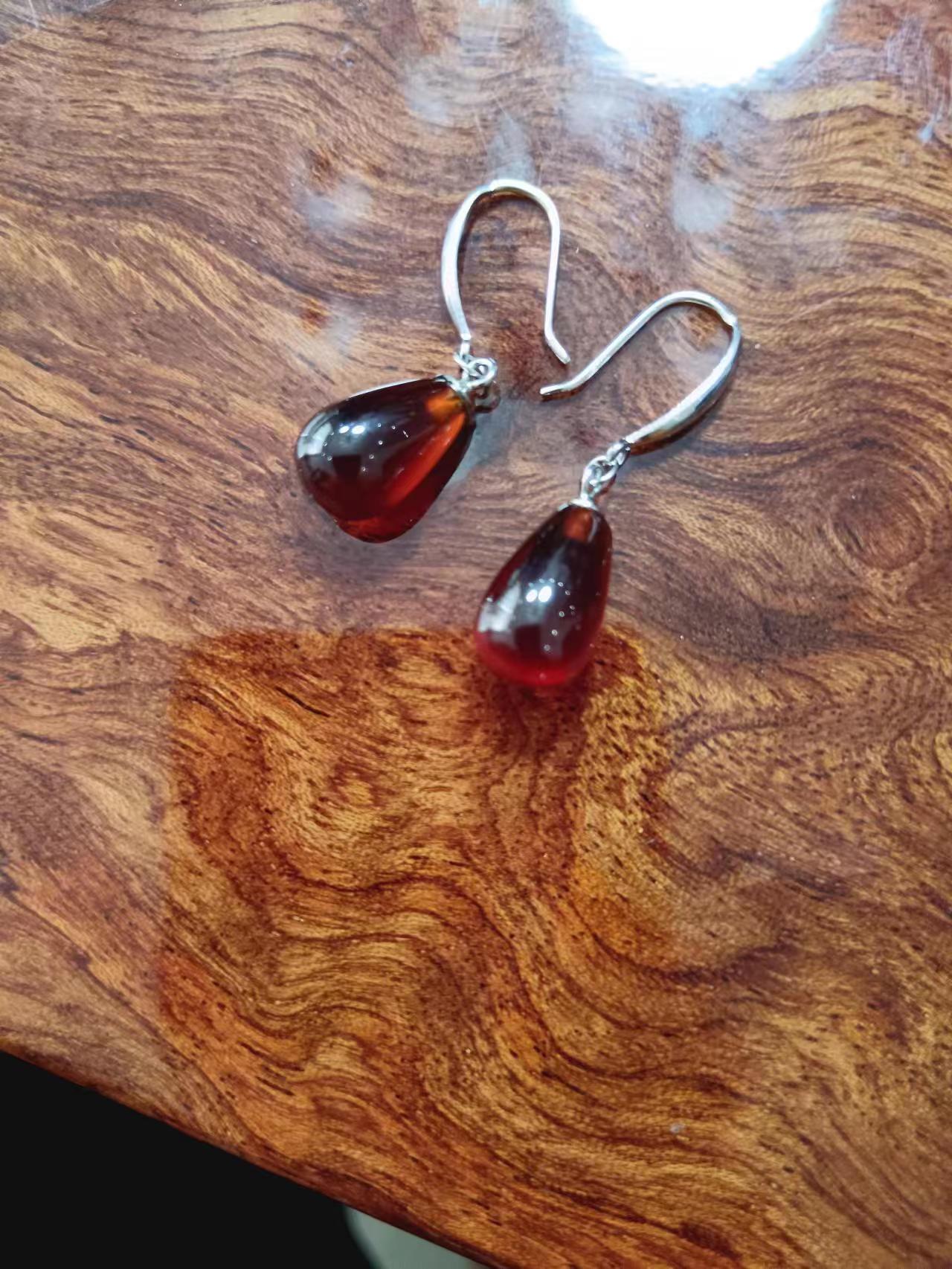 紫牙乌石榴石耳饰 多样性发其一