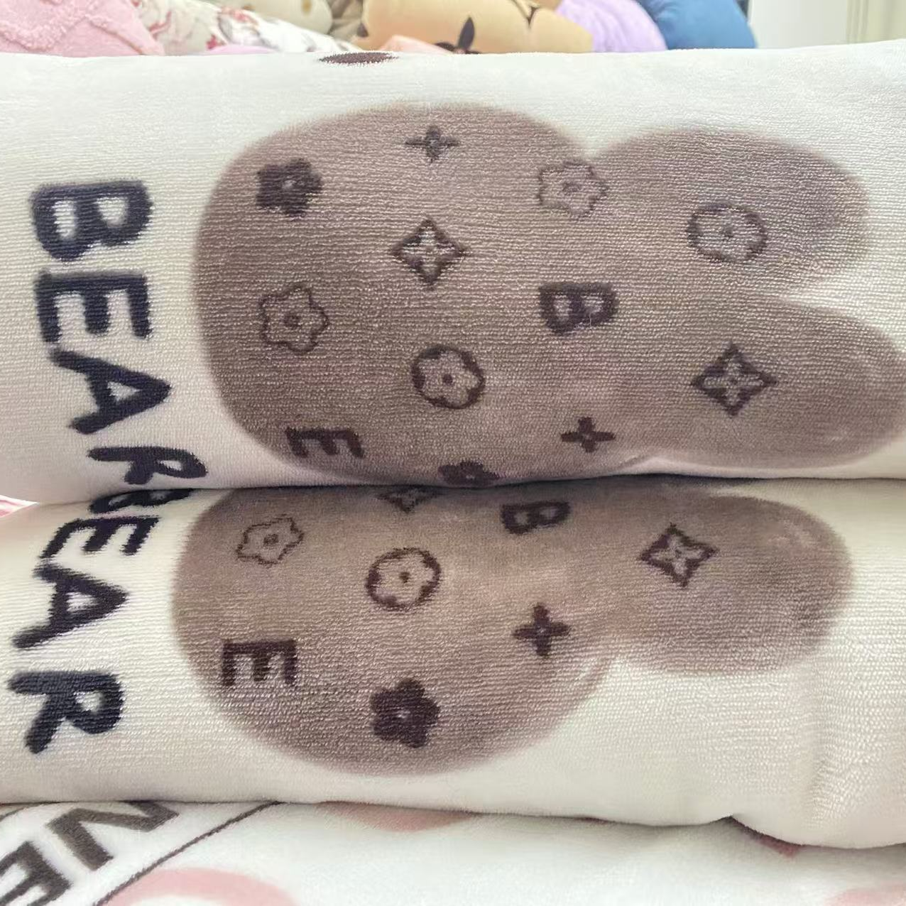 【潮牌兔冬被】单人牛奶绒三层加厚发热被jan20th