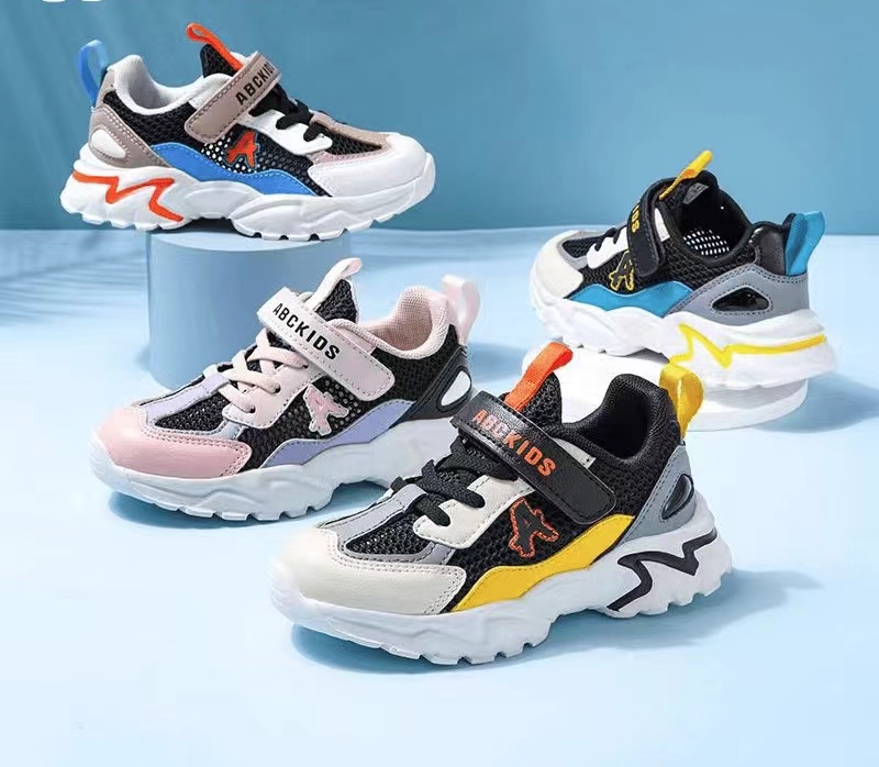 品牌童鞋时尚运动鞋透气网鞋软底跑步