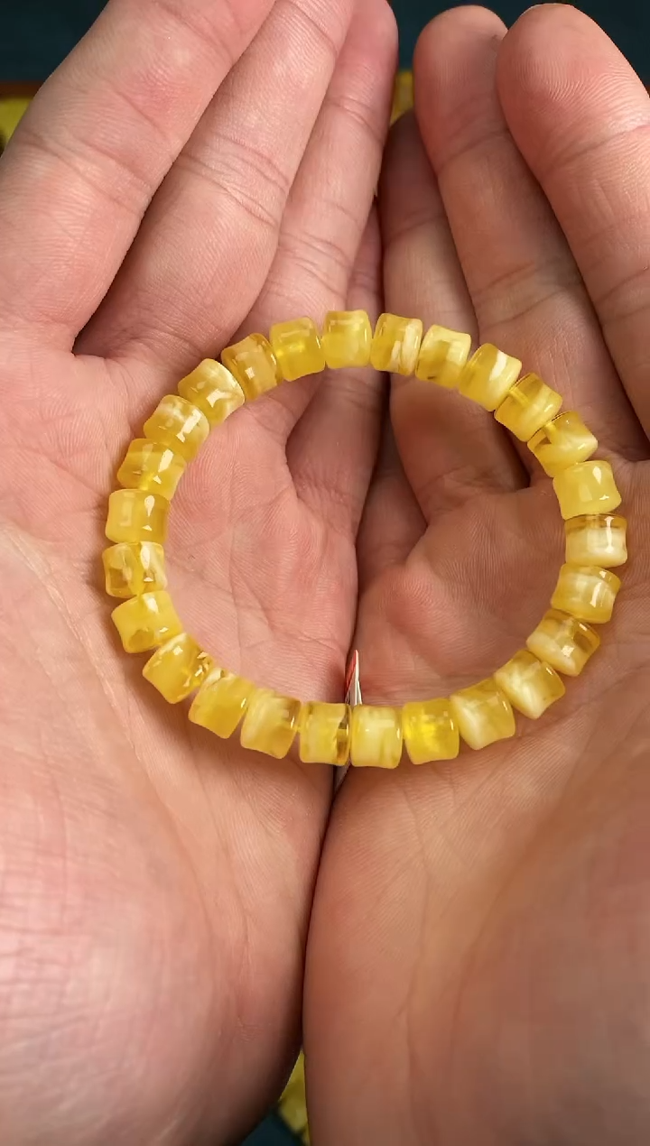 【闪购商品】琥珀手串未镶嵌7+手串