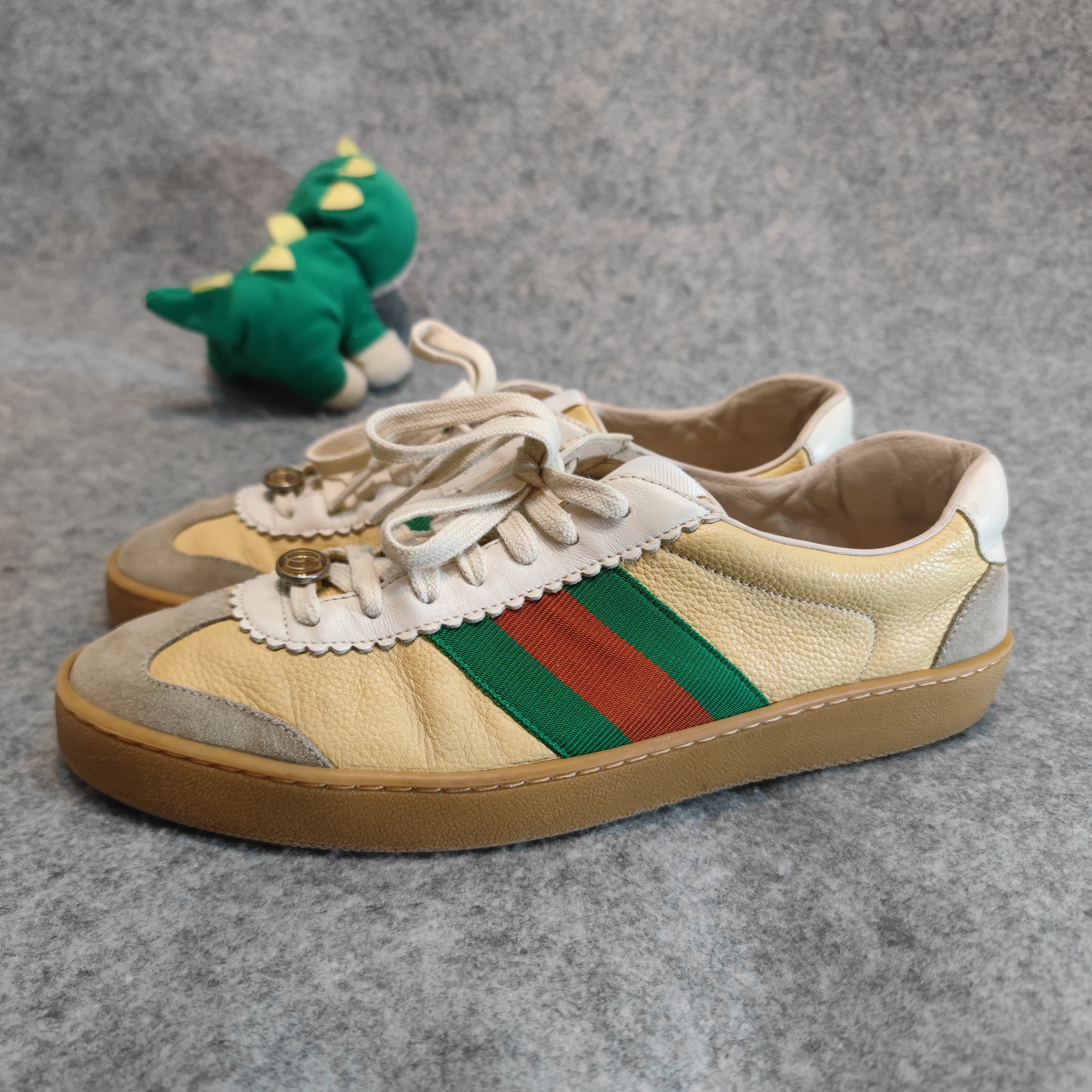 95新 GUCCI/古驰 【42码】正品 牛皮时尚休闲鞋 公价六千八 无原盒