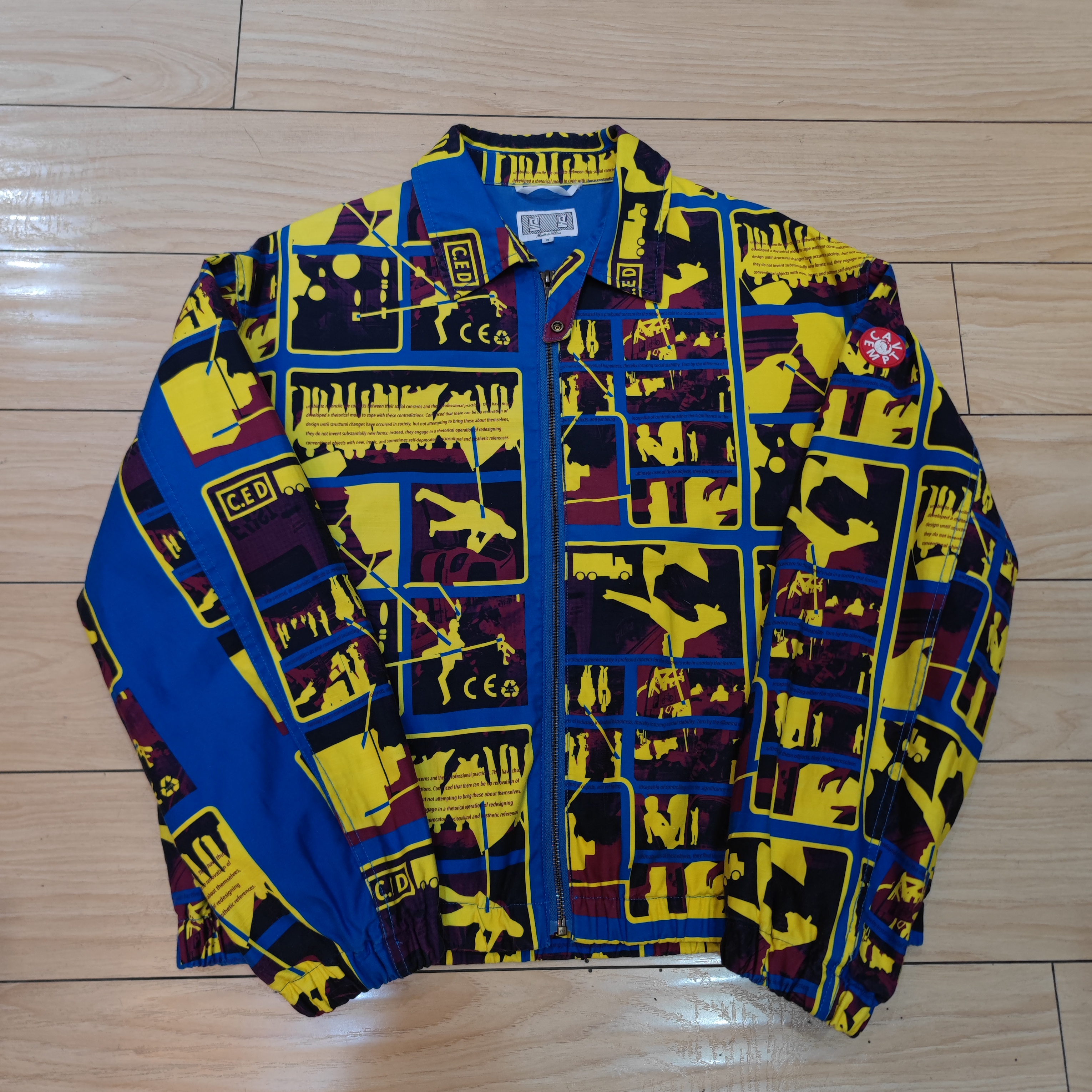 95新 Cav Empt C.E 撞色拉链夹克外套 S码偏大 公价三千已绝版
