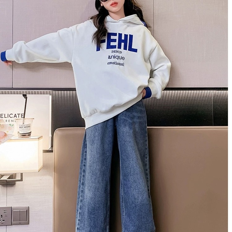 薄款连帽卫衣2022年秋冬新款韩版刺绣上衣潮时尚长袖春秋百搭外套