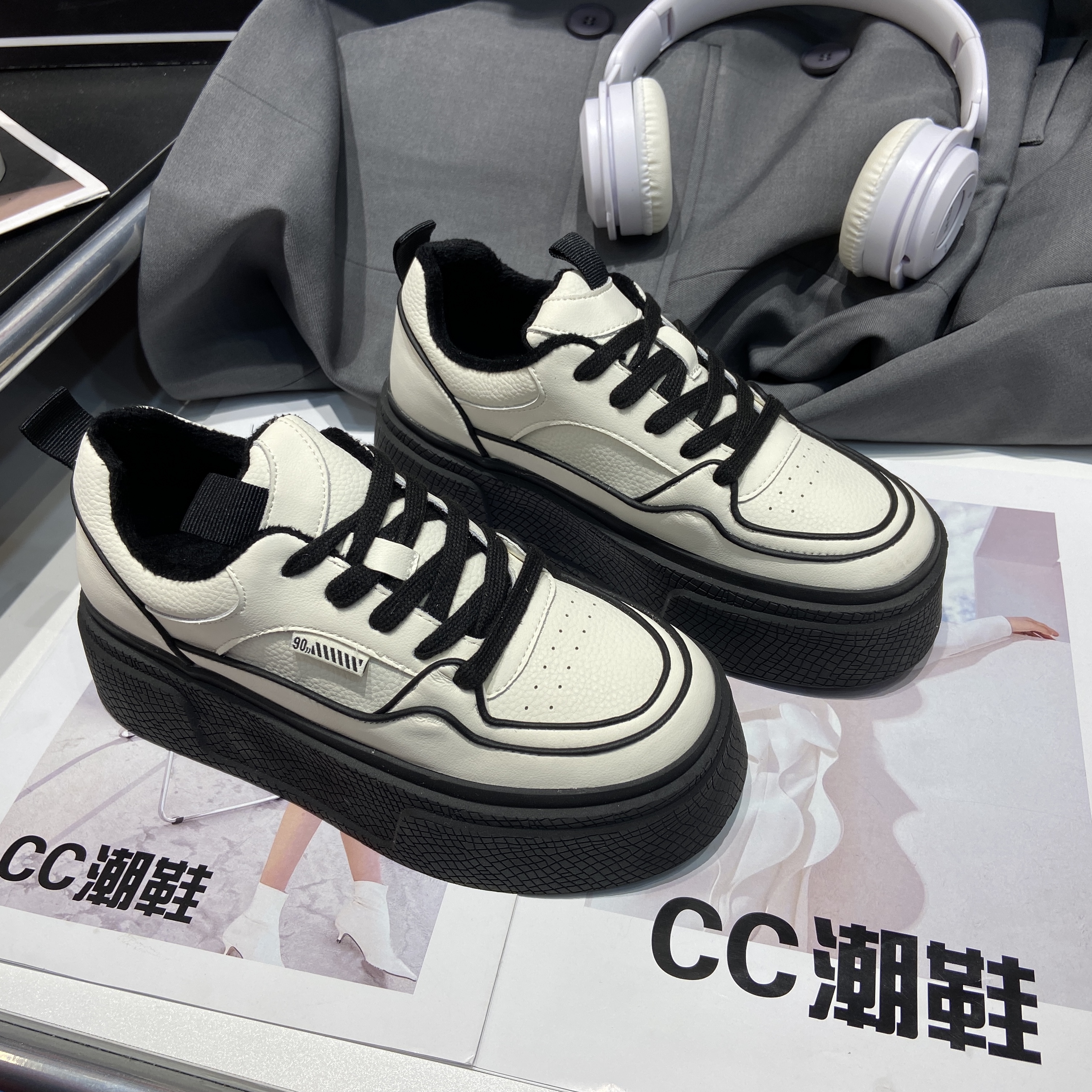 推荐-2023年新款《米黑》鞋《CC15A1765》 1765图