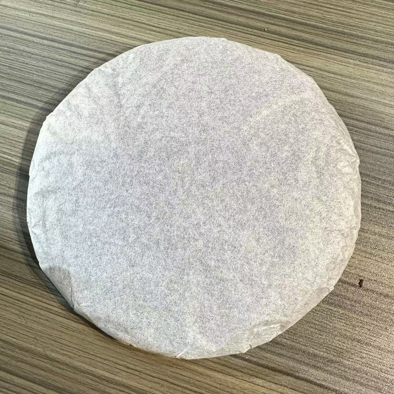 普洱生茶2025年易武曼松王子山古树生茶珍品357克饼