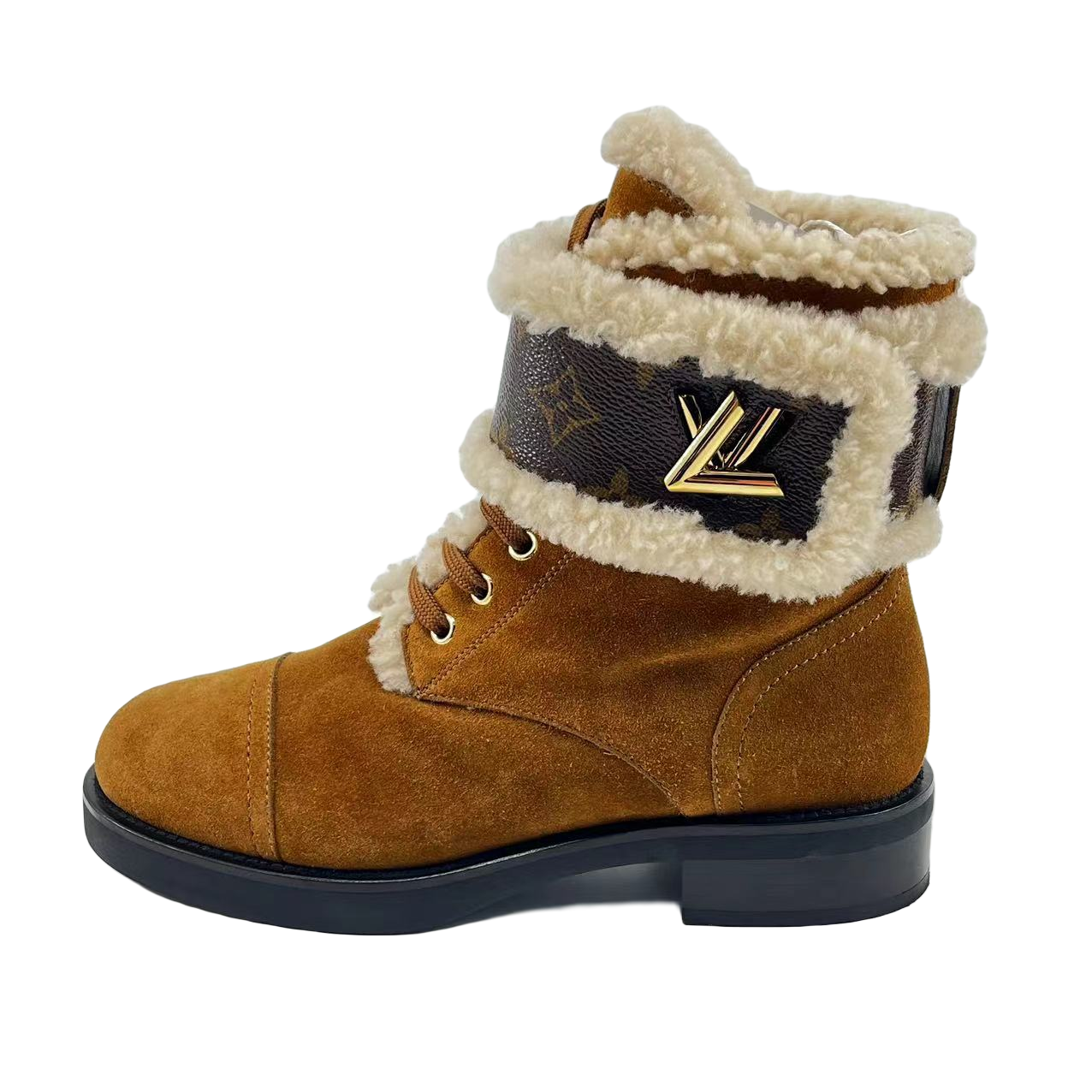 95新 LouisVuitton/路易威登 38码/卡其色毛毛款休闲女士靴子 252