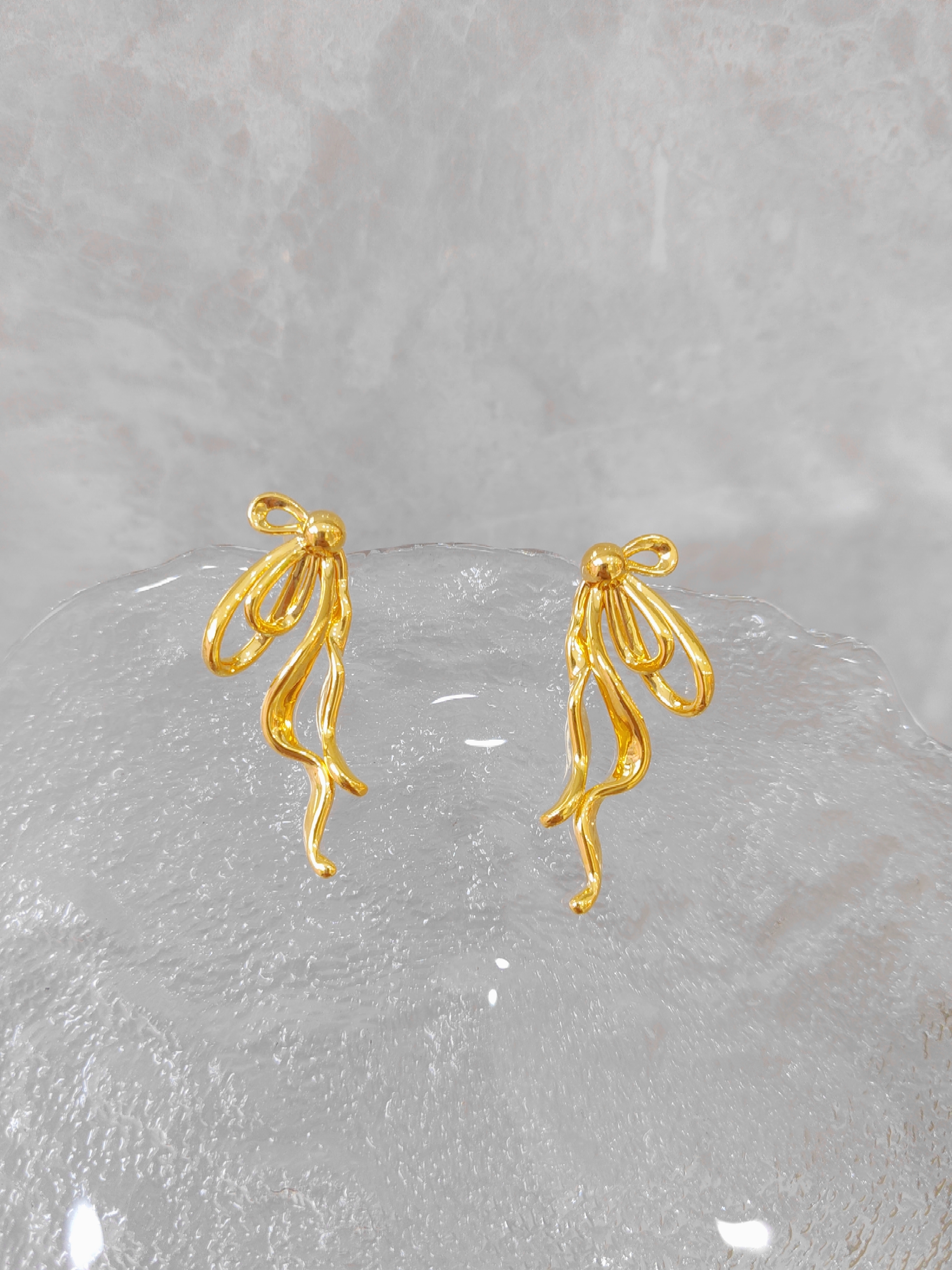 足金999 温柔丝带蝴蝶结气质款耳钉