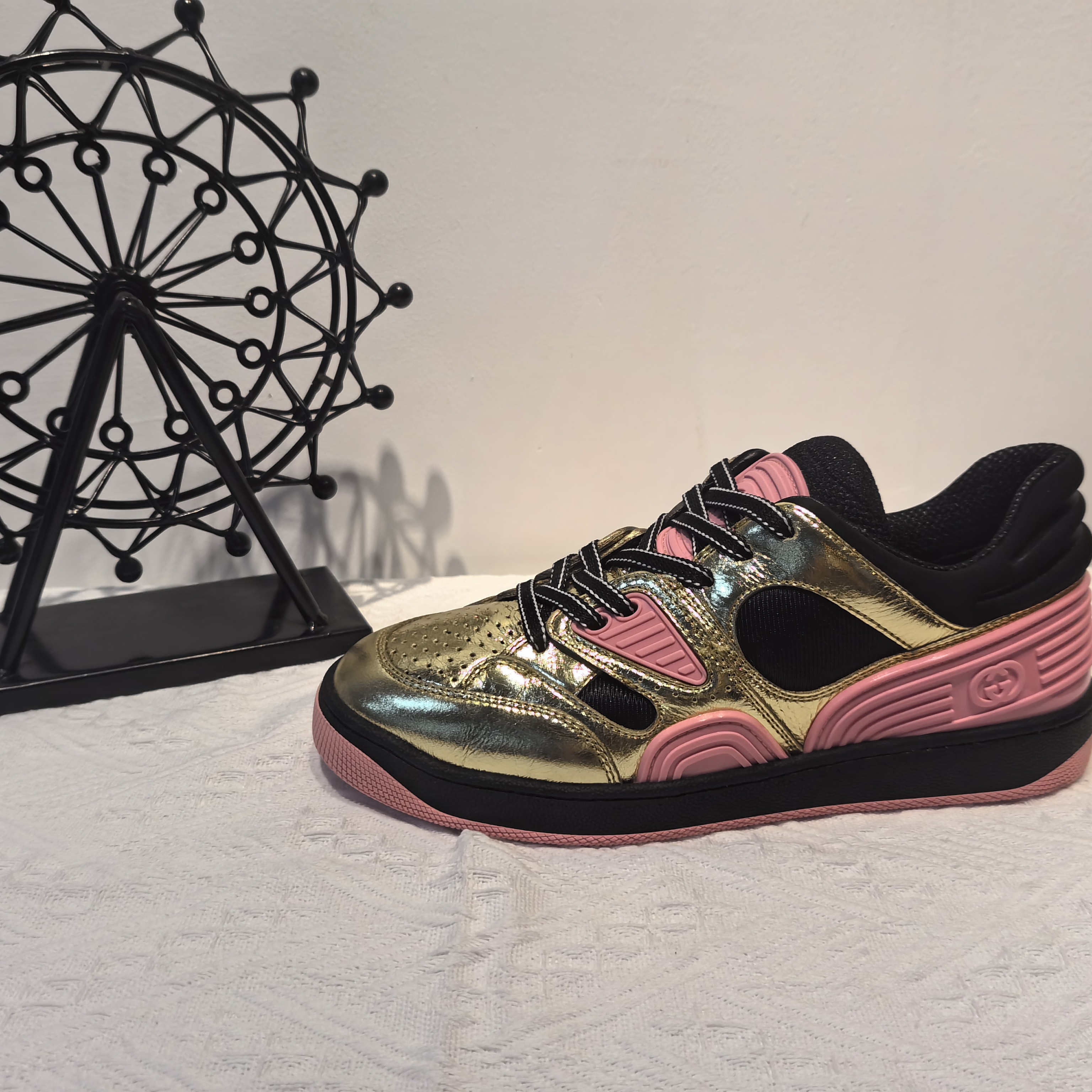 GUCCI古驰粉色休闲女鞋36/36.5码