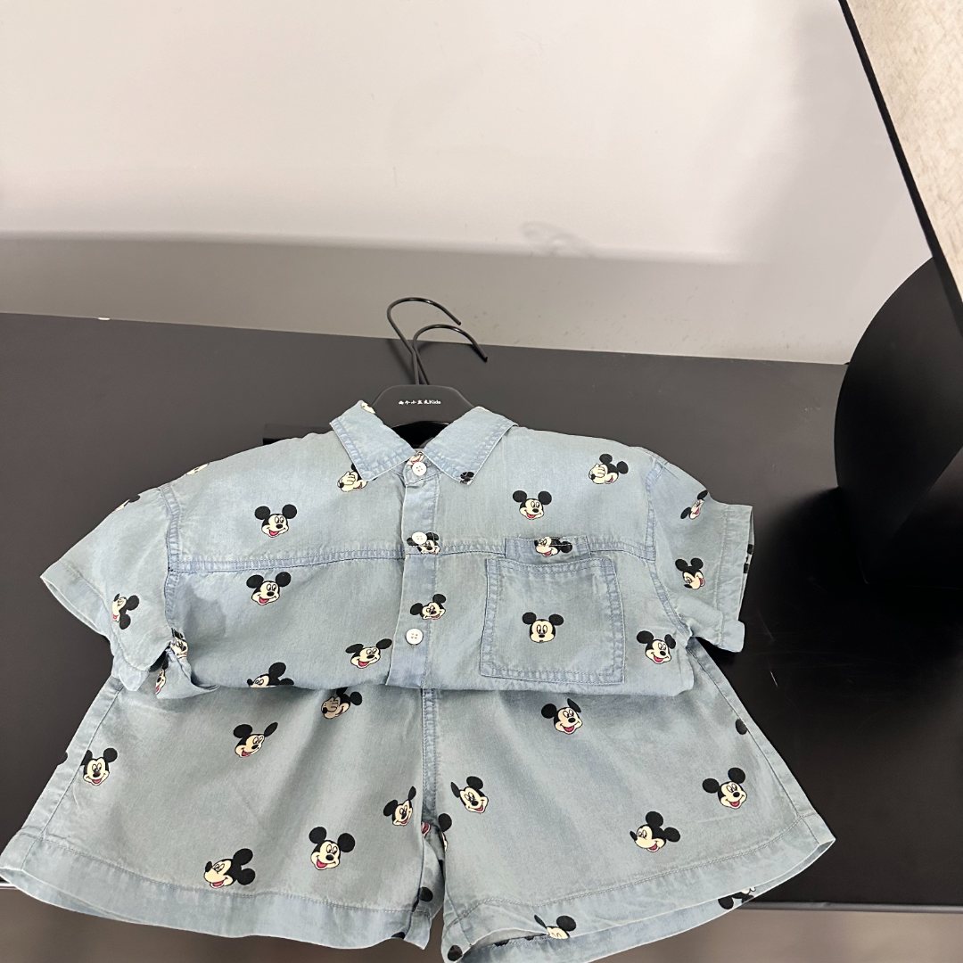 【两个小盆友·现货】夏款中小童牛仔套装米奇卡通印花短袖时尚1208