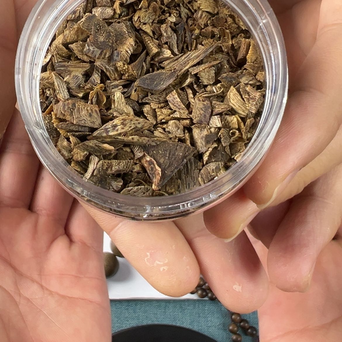 【闪购商品】沉香碎料发一盒