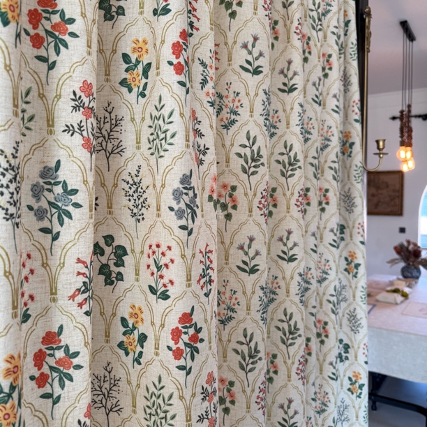 预售！！《百草园·美丽花园》亚麻印花布窗帘（宽300高260）（不含配件）