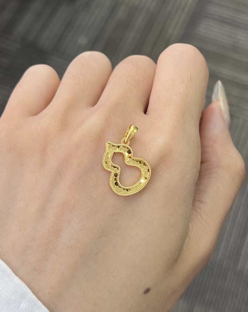 足金999 镂空鱼鳞葫芦吊坠