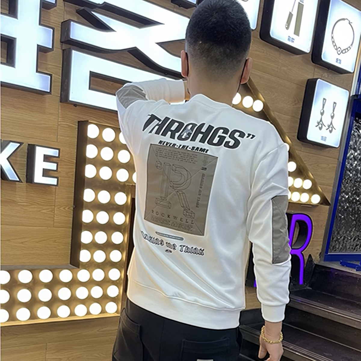 青年秋冬卫衣男装时尚圆领修身打底衫长袖（冬款ins潮流服饰背心）