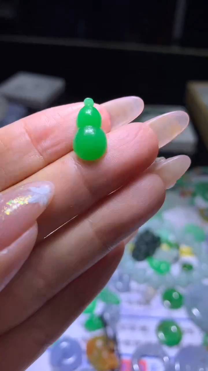 【闪购商品】定制翡翠未镶嵌MJX036895