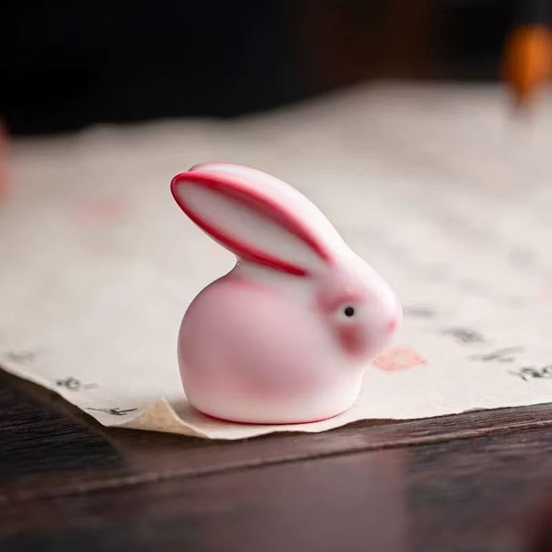 粉色猪油冻小兔子茶宠摆件1551