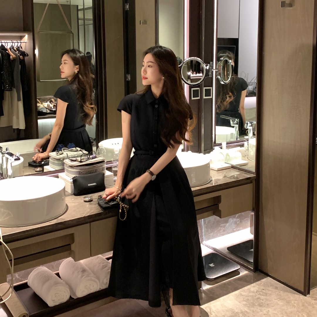 【MHK轻奢】2025新款赫本风青黑色法式高腰修身显瘦气质名媛连衣裙