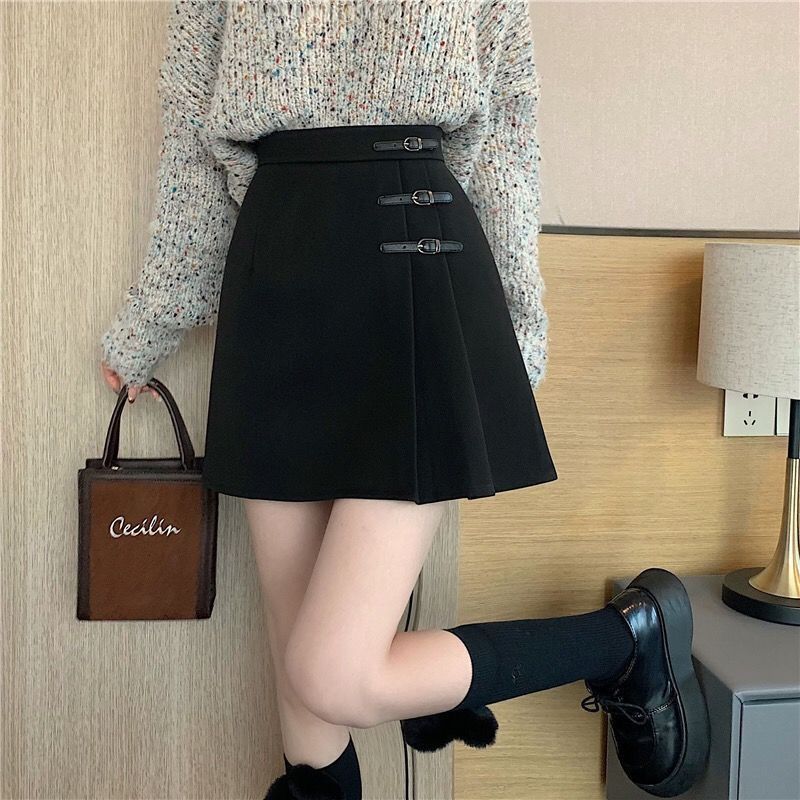 包臀短裙2023新款女秋冬季黑色高腰a字半身裙小个子毛呢百褶裙子