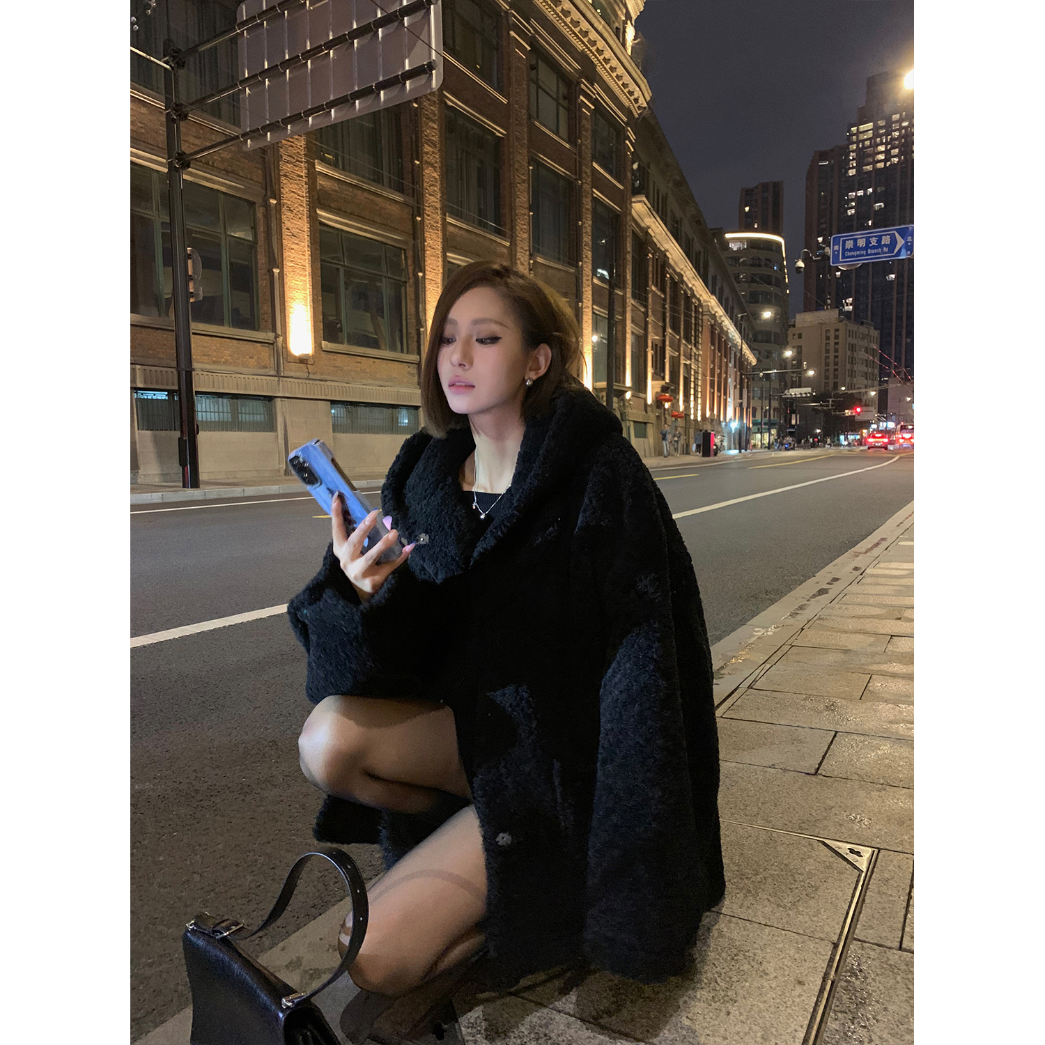 区区欧阳 保暖连帽环保毛毛外套女冬季宽松加绒加厚皮毛一体大衣