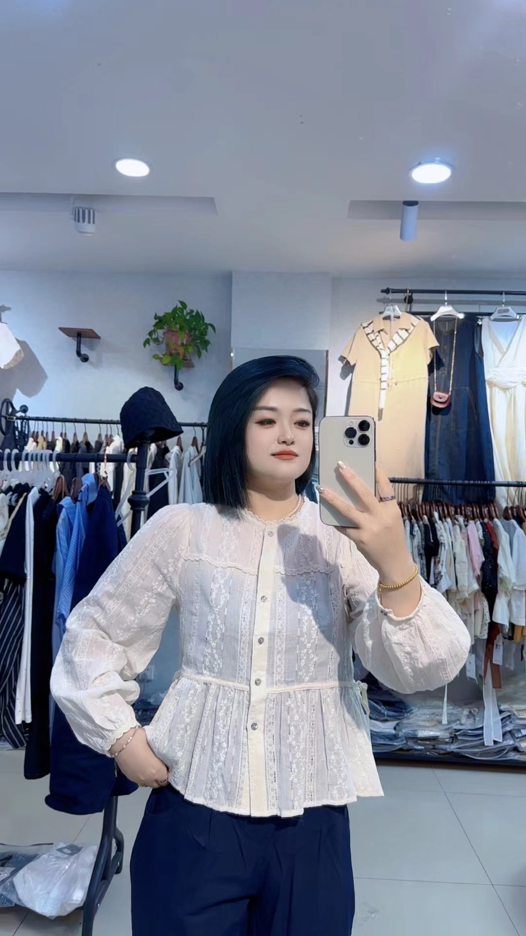 甜美重工刺绣开衫长袖上衣