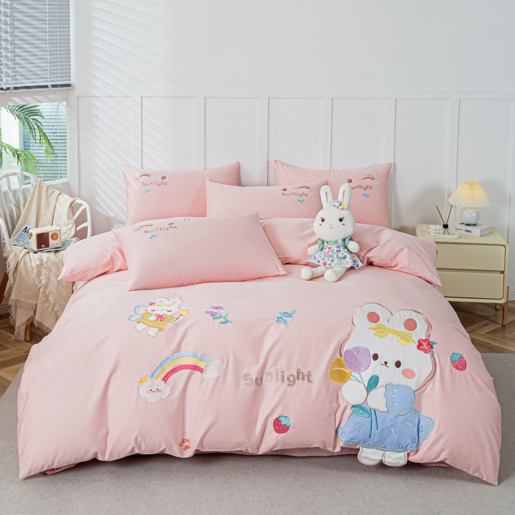 恬蜜家居 长绒棉儿童四件套 绣花 兔小姐 匹马棉 澳棉 卡通三件套