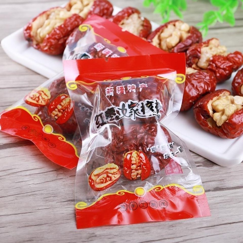店铺新品休闲零食枣夹核桃 新疆特产果干500g新疆灰枣夹云南核桃