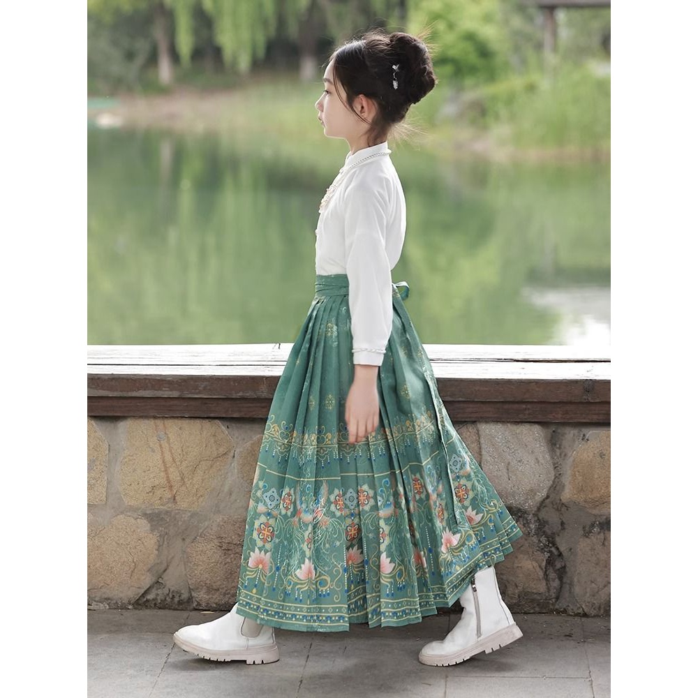 萌酷2023新款马面裙女童中国风古装明制改良唐装儿童汉服女孩套装
