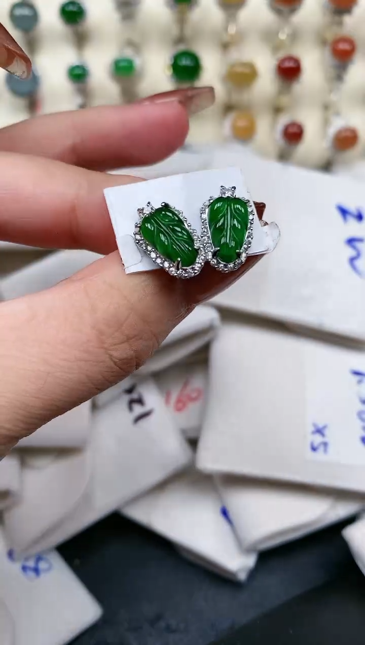 【闪购商品】翡翠耳饰银S925镶嵌1
