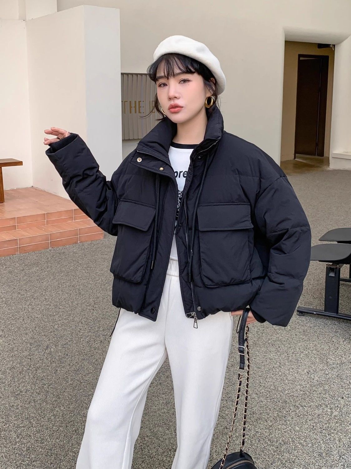 欧货立领休闲大口袋羽绒服女短款冬季2023年冬季新款时尚羽绒外套