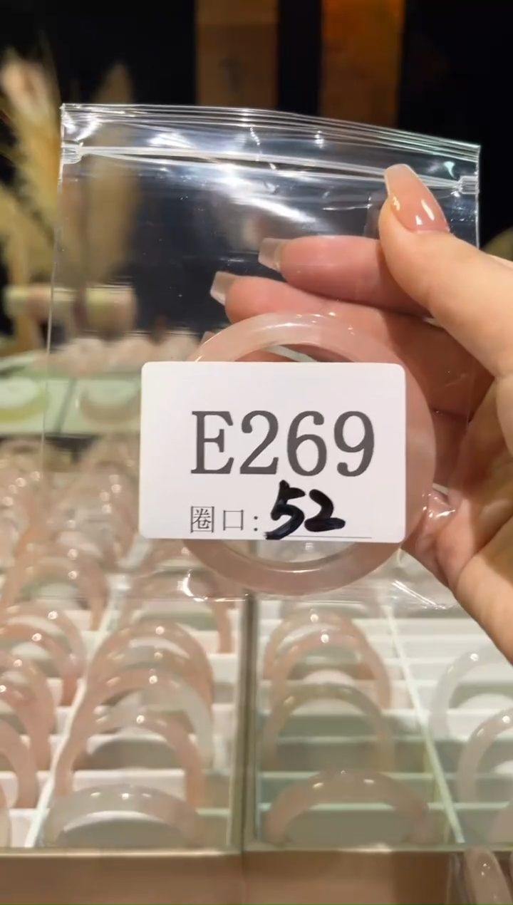 【闪购商品】水晶手镯未镶嵌马粉269