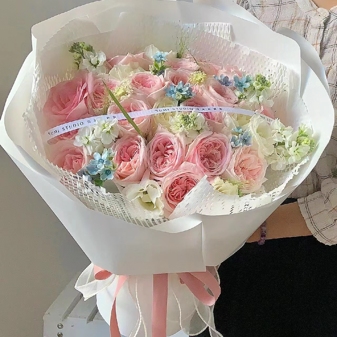 (玫瑰花束套餐）随机玫瑰送洋甘菊福利套餐 一单包邮