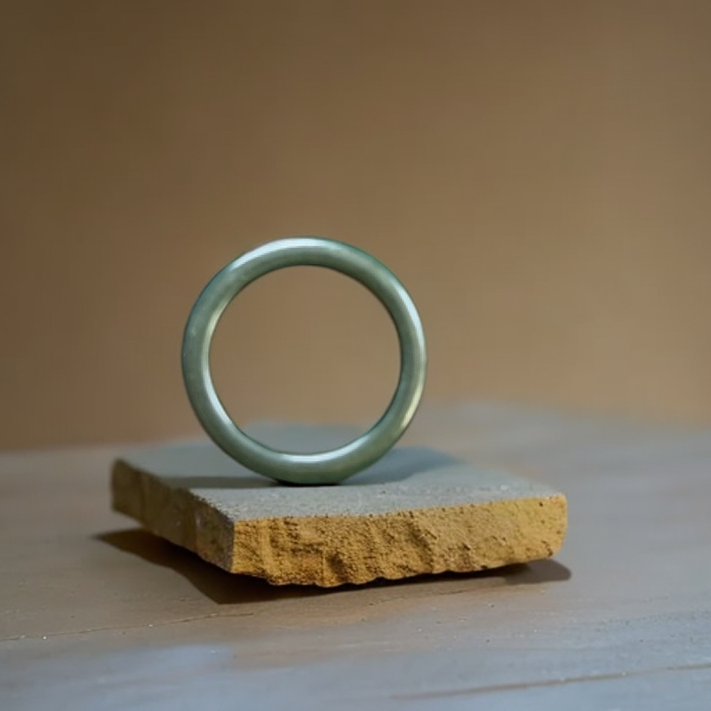 新疆和田玉且末戒圈