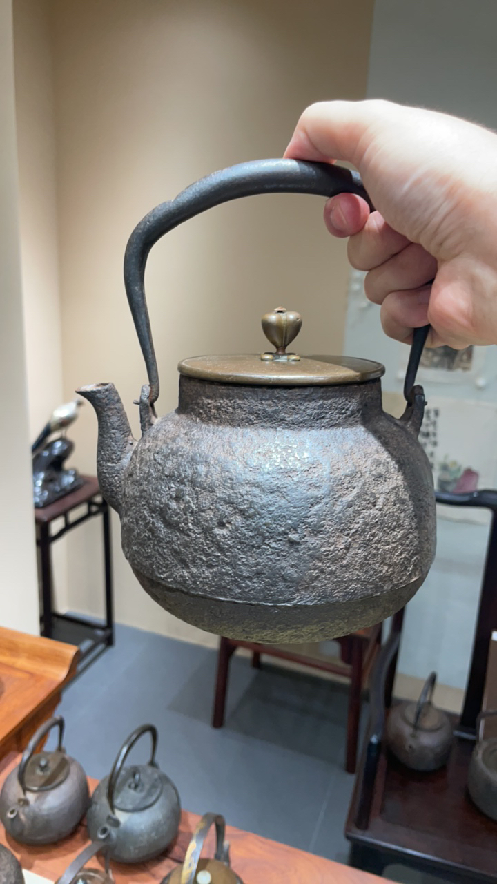 金寿堂初代雨宫宗兵偉造明治早期茶筅型老铁壶